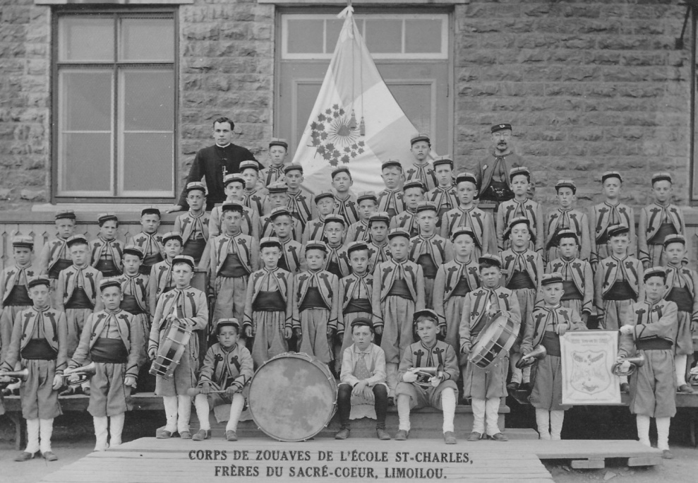 Les Chevaliers du bord du Saint-Laurent : histoire des Zouaves Pontificaux 1860-1939