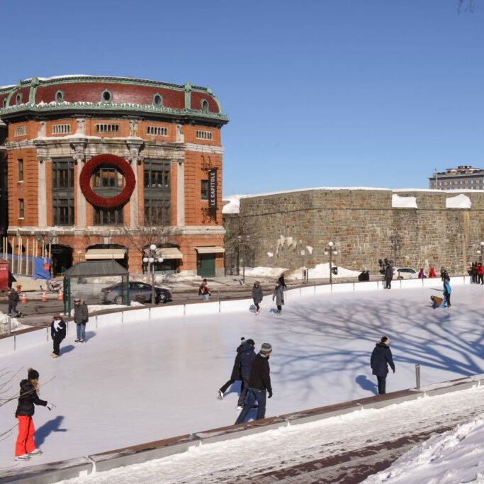 Patinoire Place D’Youville