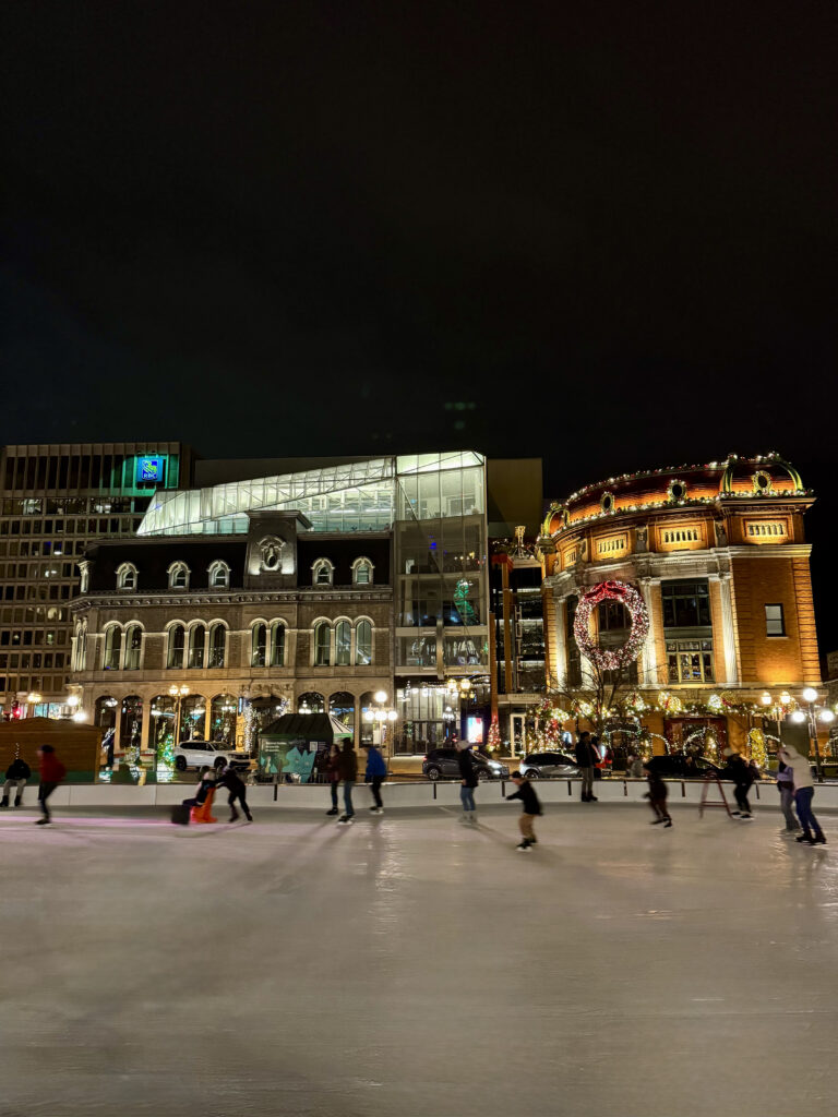 patinoire place d'youville