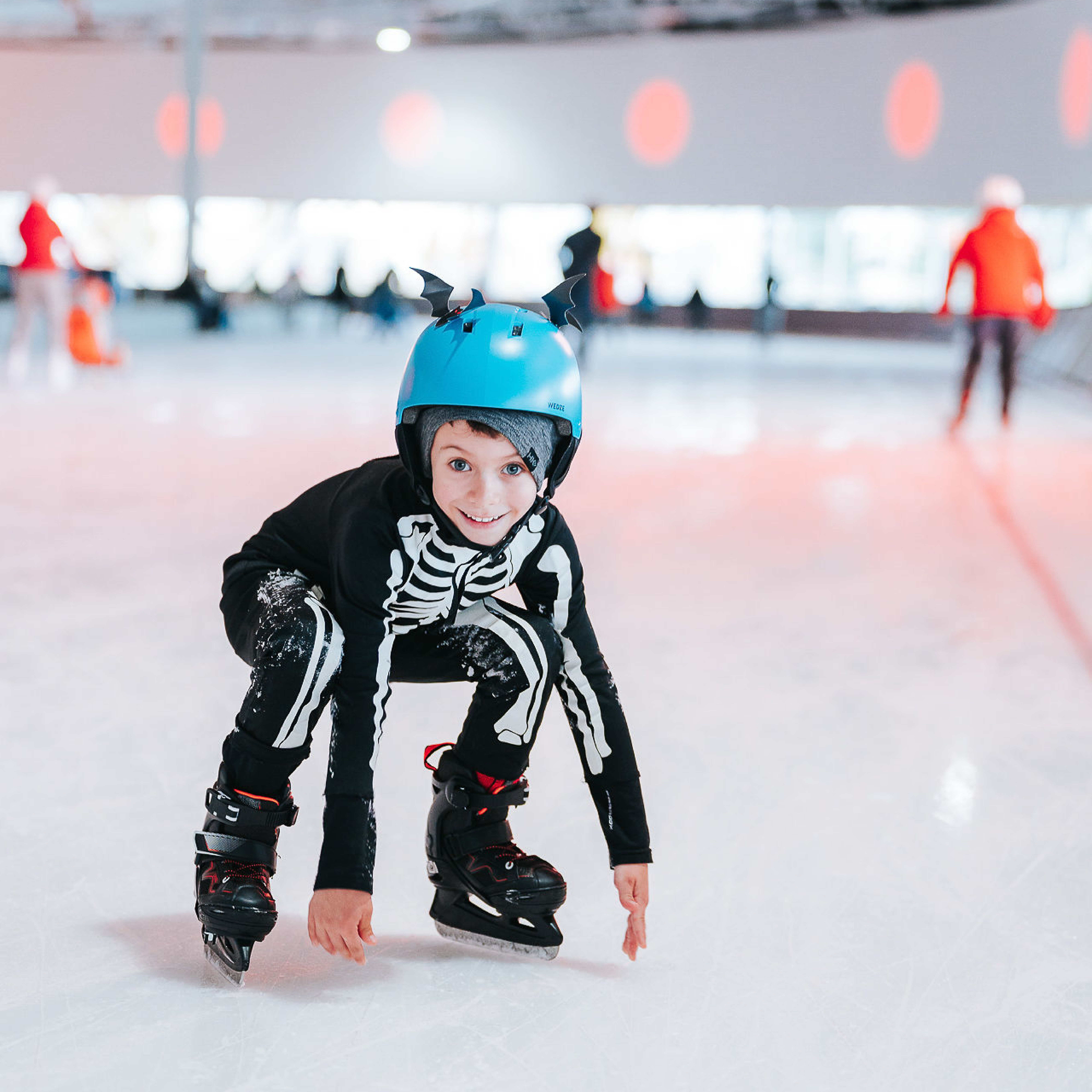 Halloween au Centre de glaces Intact Assurance