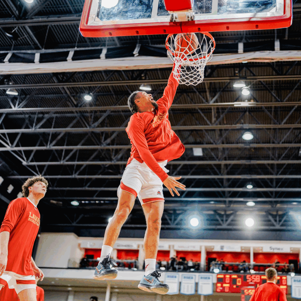 Le Rouge et Or Basketball reçoit!