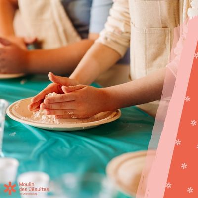 Confection de bretzels de la Saint-Valentin