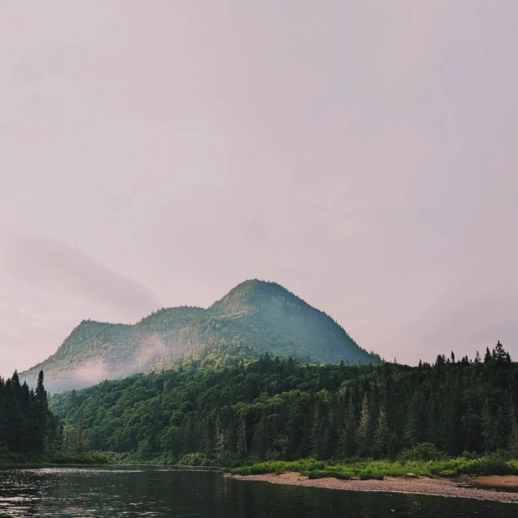 mont sentier des loups